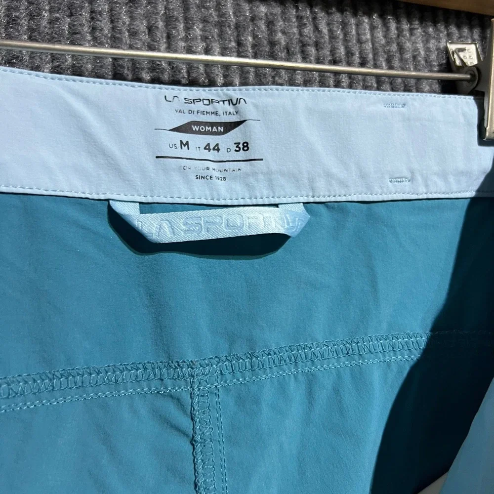 La Sportiva Spit Short Women Size M Teal Hiking Climbing Technical Outdoor Gear